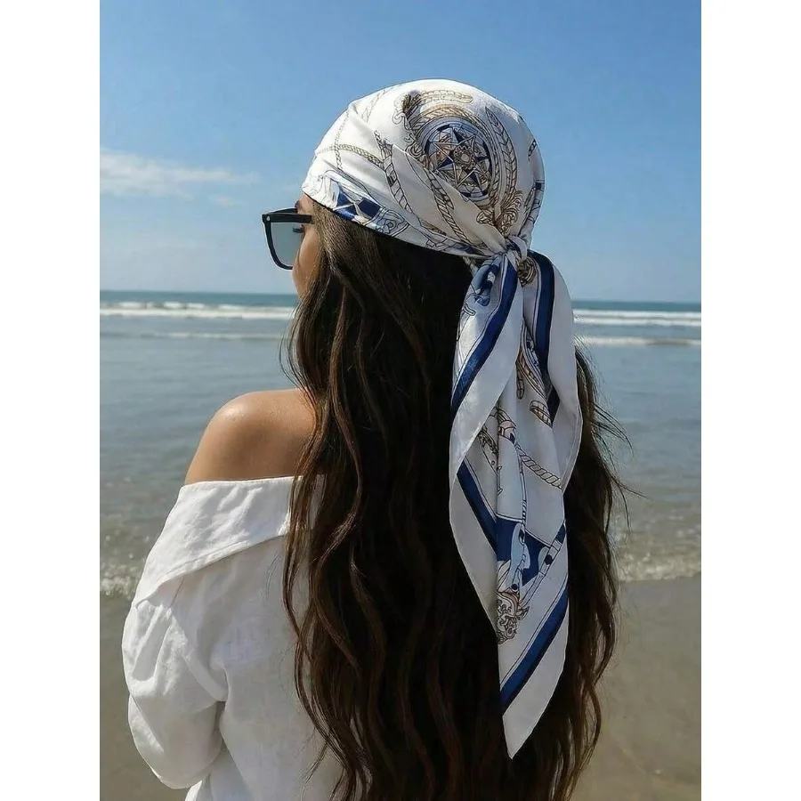 

1pc Elegant Women's Chain Pattern Satin-Feel 90cm Square Scarf/Headband, Ladies Bandana Suitable For Casual And Fashionable Outings As Scarf, Headband, Outdoor Wind/Sun Protection Shawl, Perfect For Accessorizing Your Look,Beach,Holiday