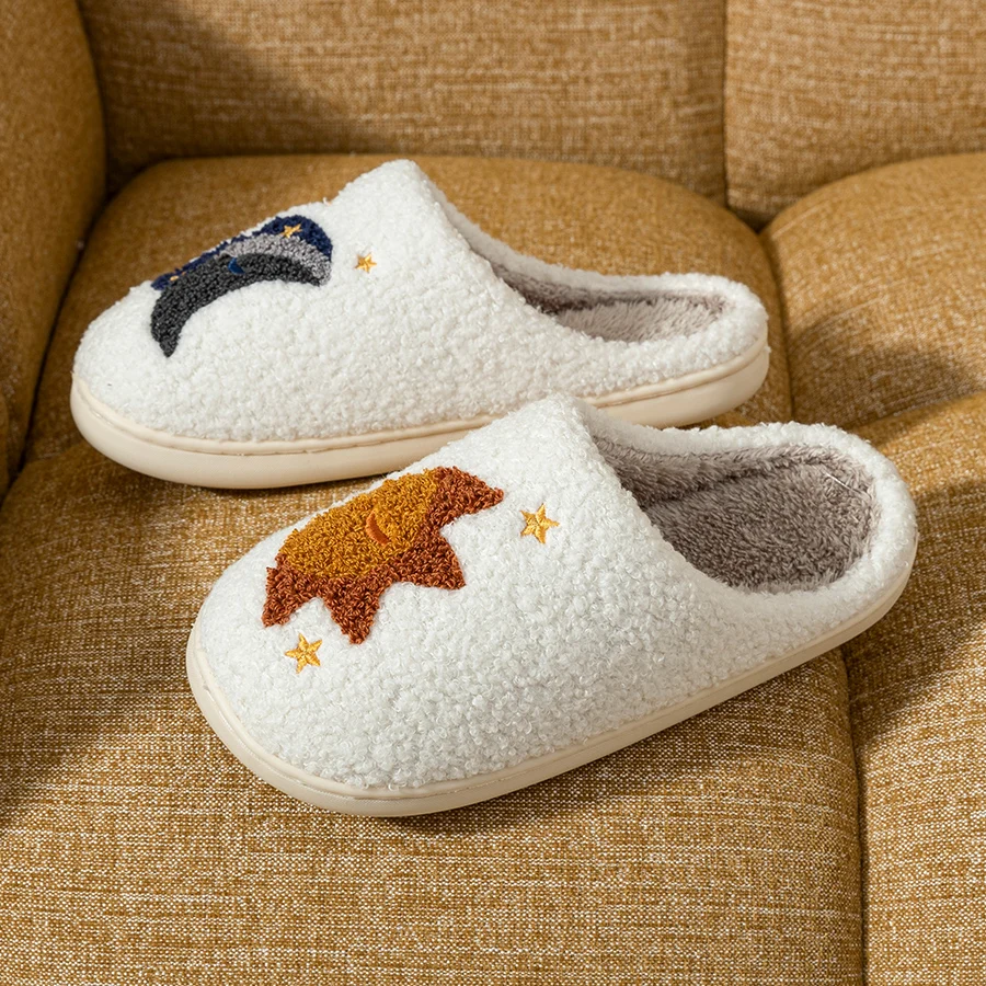 Fashionable Star Moon Embroidered Pattern Women's Winter Slippers Indoor Warm Soft Bottom Breathable Bedroom Casual Shoes