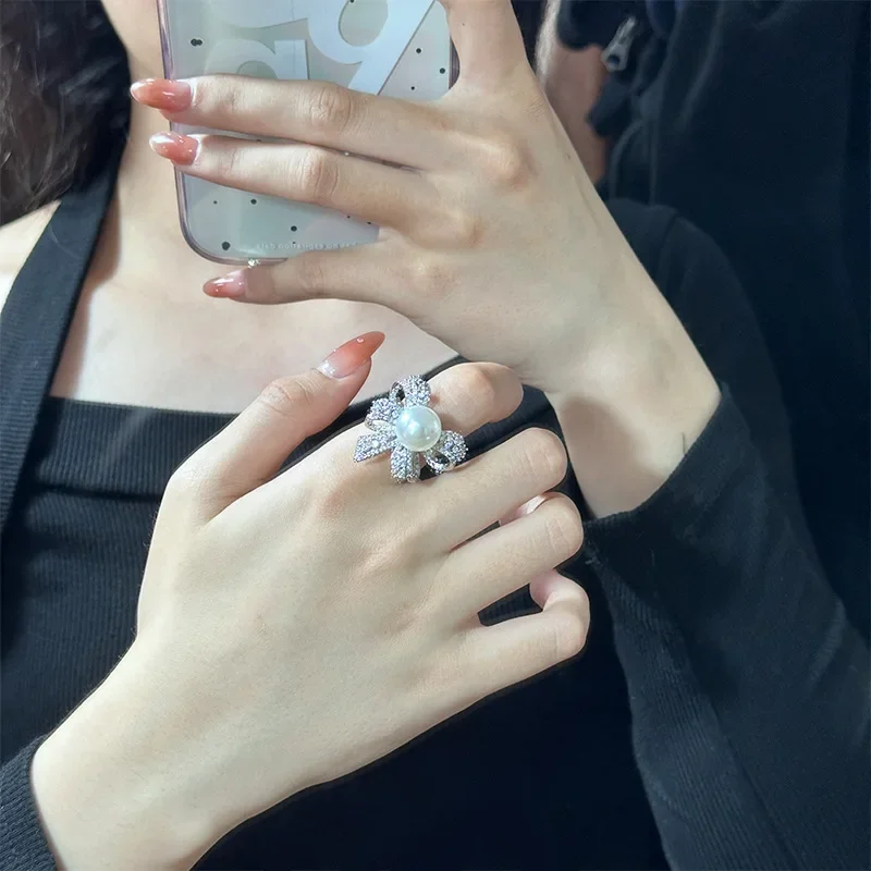 

MDL Moissanite style French romantic bow pearl ring female ins cold wind temperament with full of diamonds open finger ring