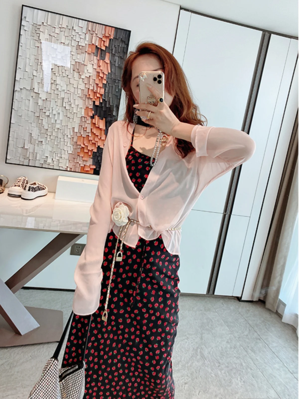 

Романтичная летняя легкая солнцезащитная куртка, тонкая верхняя одежда, женская модная верхняя одежда из имитации шелка, с длинными рукавами и V-образным вырезом