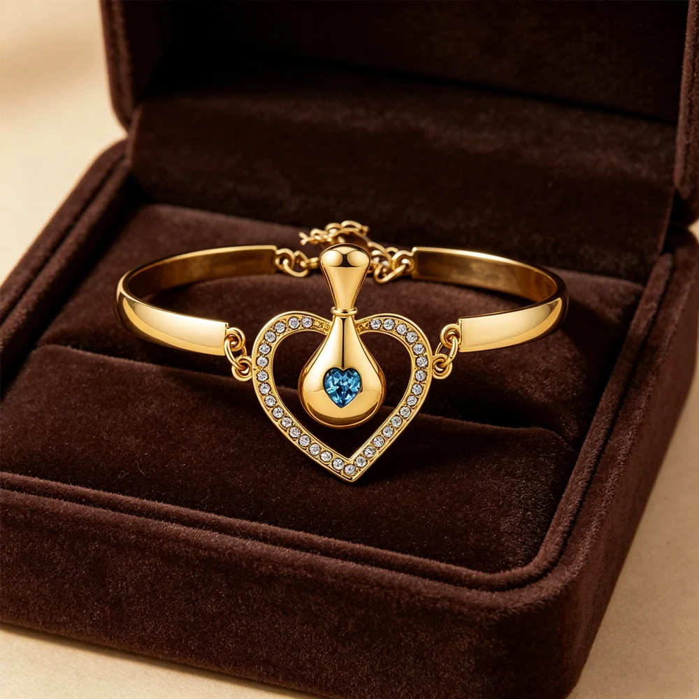 Heart-Shaped Perfume Bottle Pendant Bracelet Heart-Shaped Matching Perfume Bottle Pendant Chain Women's Fashionable Jewelry