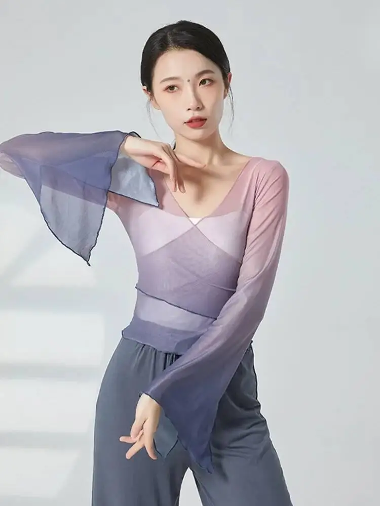 Camicia da ballo da donna in rete con scollo a V sfumato, vestibilità slim, manica a campana, top lungo per costume da palcoscenico per pratica di balletto jazz moderno