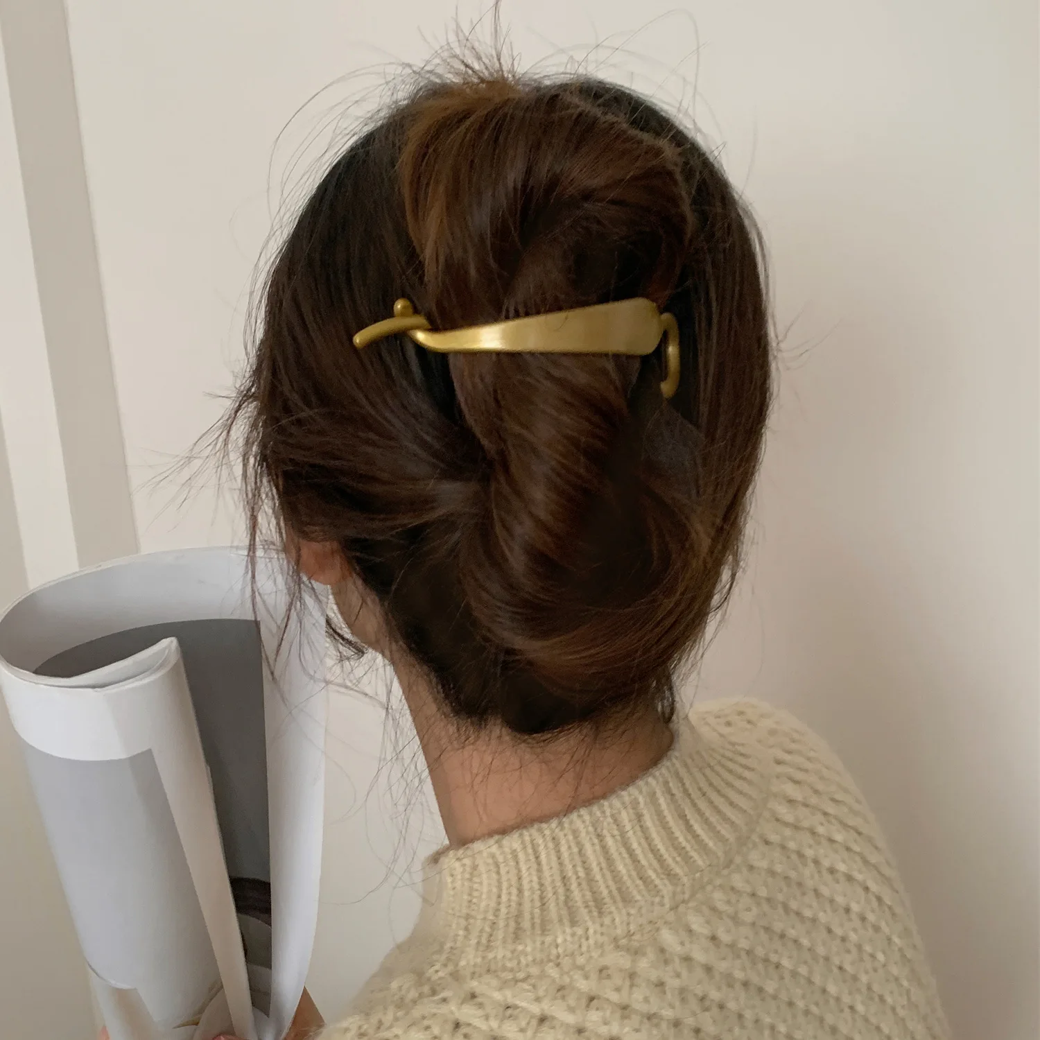 

Banana Clip Hair Clip Cool Tone Style for Women Back of Head Ponytail Holder Daily Office Use Black