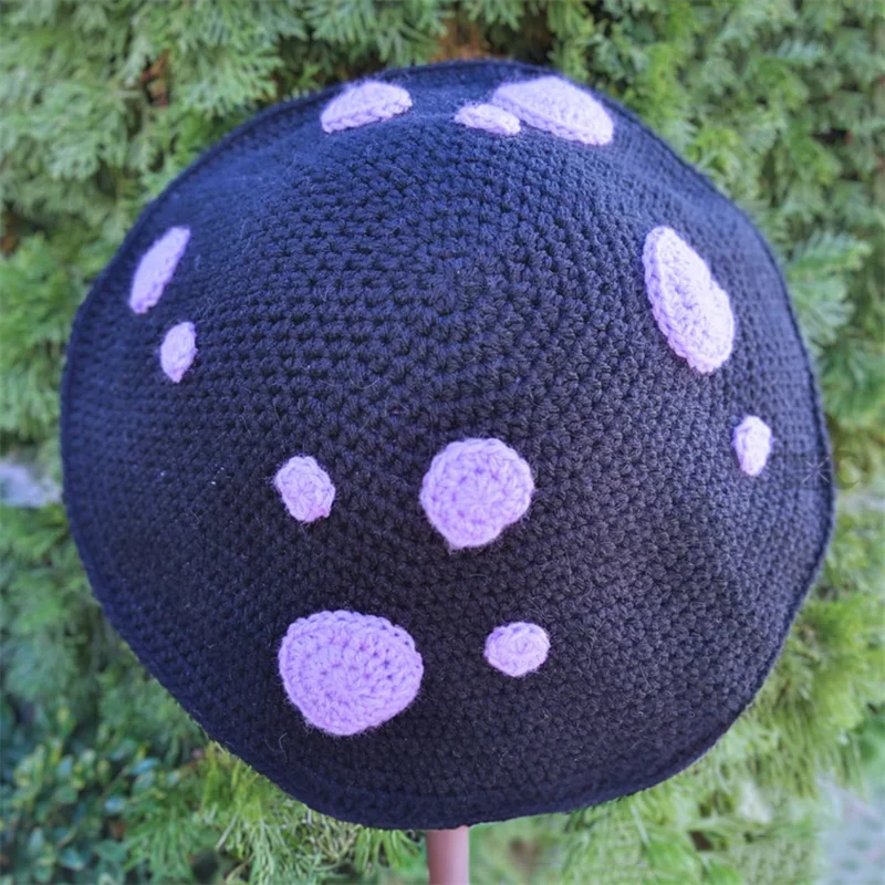 Handmade knitting Cross-border hot sale Mushroom polka dot hat Girls Painter Hat Autumn Winter Bud Ladies Warm Beret Caps