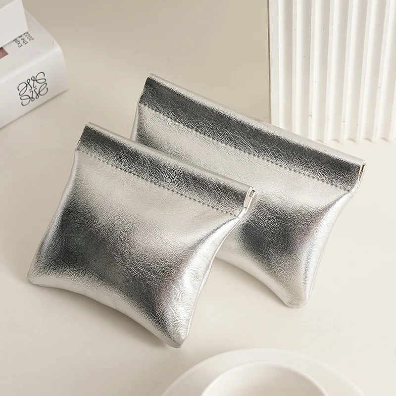 Super cool small silver bag, portable data cable, storage bag, automatic closure of shrapnel, wired earphones, portable mini dig