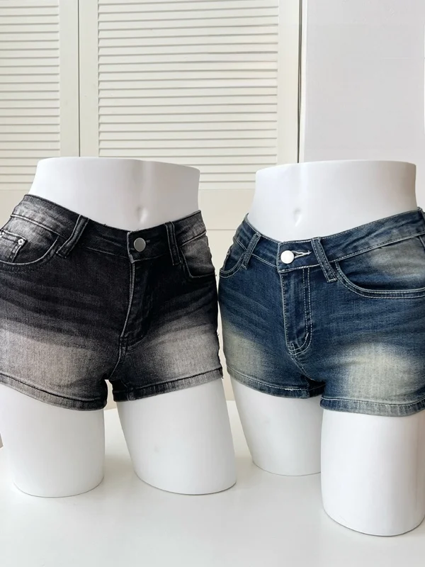 Low Waist Chic Comfortable New Fashionable Korean Cartoon Jeans Booty Enhancing Distressed Slimming Denim Shorts Women's Jeans