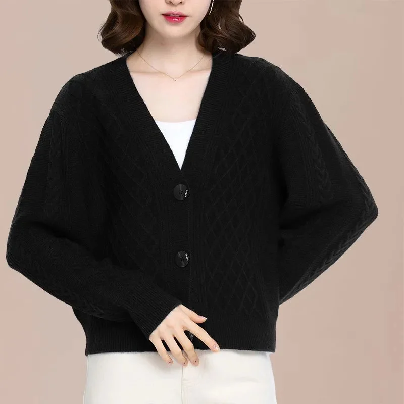 Spring Autumn Short Sweater Jacket Women 2024 New Fashion V-Neck Pure Colour Knitwear Loose Single-Breasted Buckle Coat Female