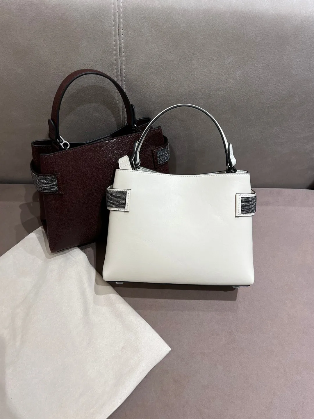 

Высококачественная женская новая сумка через плечо из воловьей кожи