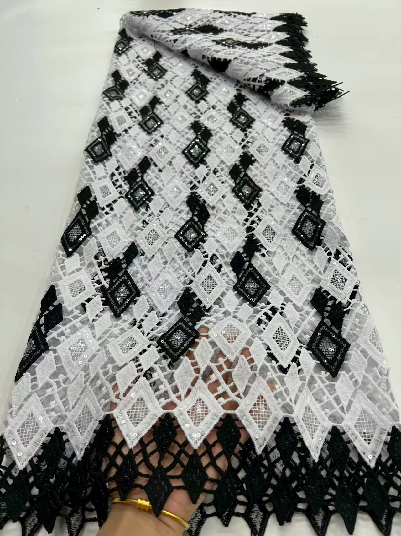 

Latest Black White Milk Silk Nigerian Guipure Lace Fabric 2025 Sequins Embroidery African Cord Lace Fabric For Dress Sew LR25154