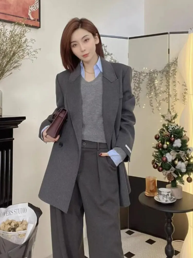 เสื้อสเวตเตอร์ถักไหมพรมเนื้อนุ่ม สวมใส่สบาย ดีไซน์สีสันสดใส นุ่มสบาย ใหม่ล่าสุด เหมาะสำหรับใส่เป็นเสื้อตัวในสำหรับผู้หญิง แฟชั่นสำหรับใส่ไปทำงาน