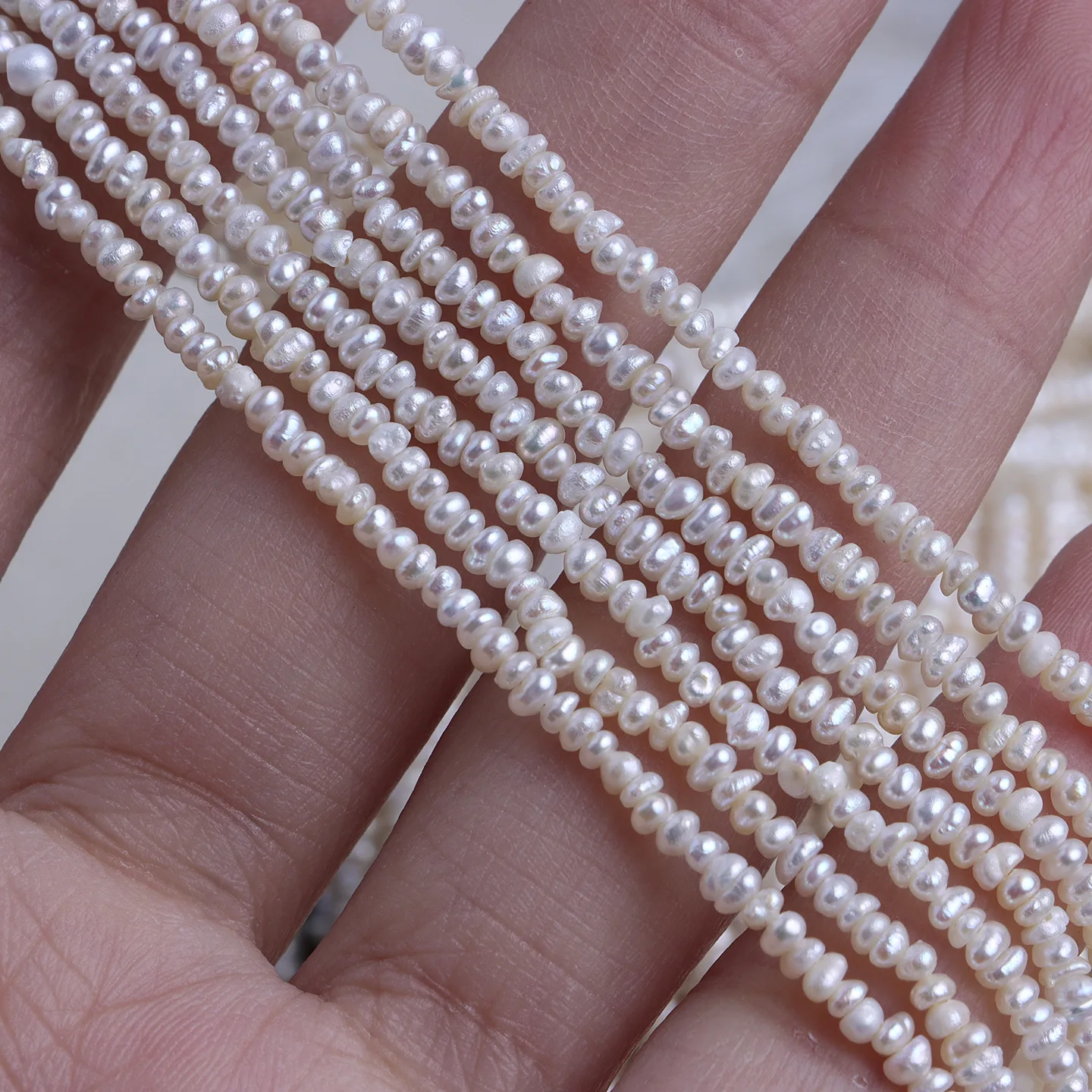 

Высококачественные мини-маленькие плоские бусины диаметром 1-2 мм, натуральный пресноводный жемчуг, небольшие сломанные бусины неправильной формы, ювелирные материалы ручной работы своими руками