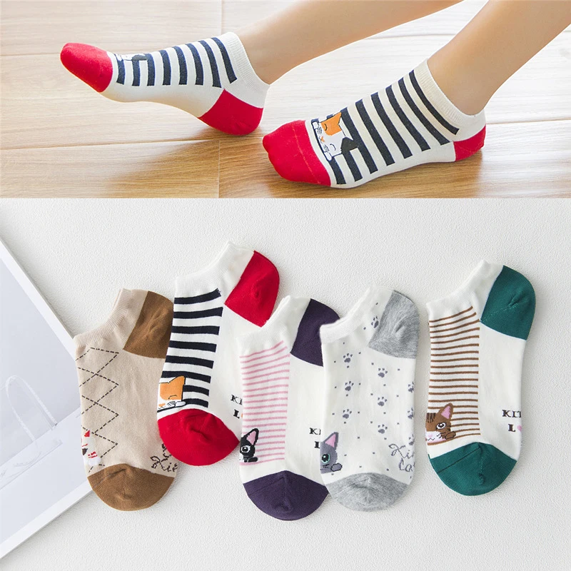5 Paar Baumwollsocken mit Katzenmuster für Damen, saugfähig, geruchsneutral, kurze Bootssocken, vielseitige Damensocken mit Katzenmotiv