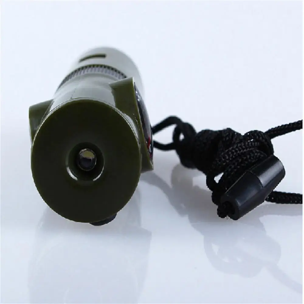 다기능 휘슬 7 in 1 캠핑 생존 휘슬 트레킹 온도계 나침반 도구 돋보기 거울, LED 조명 포함