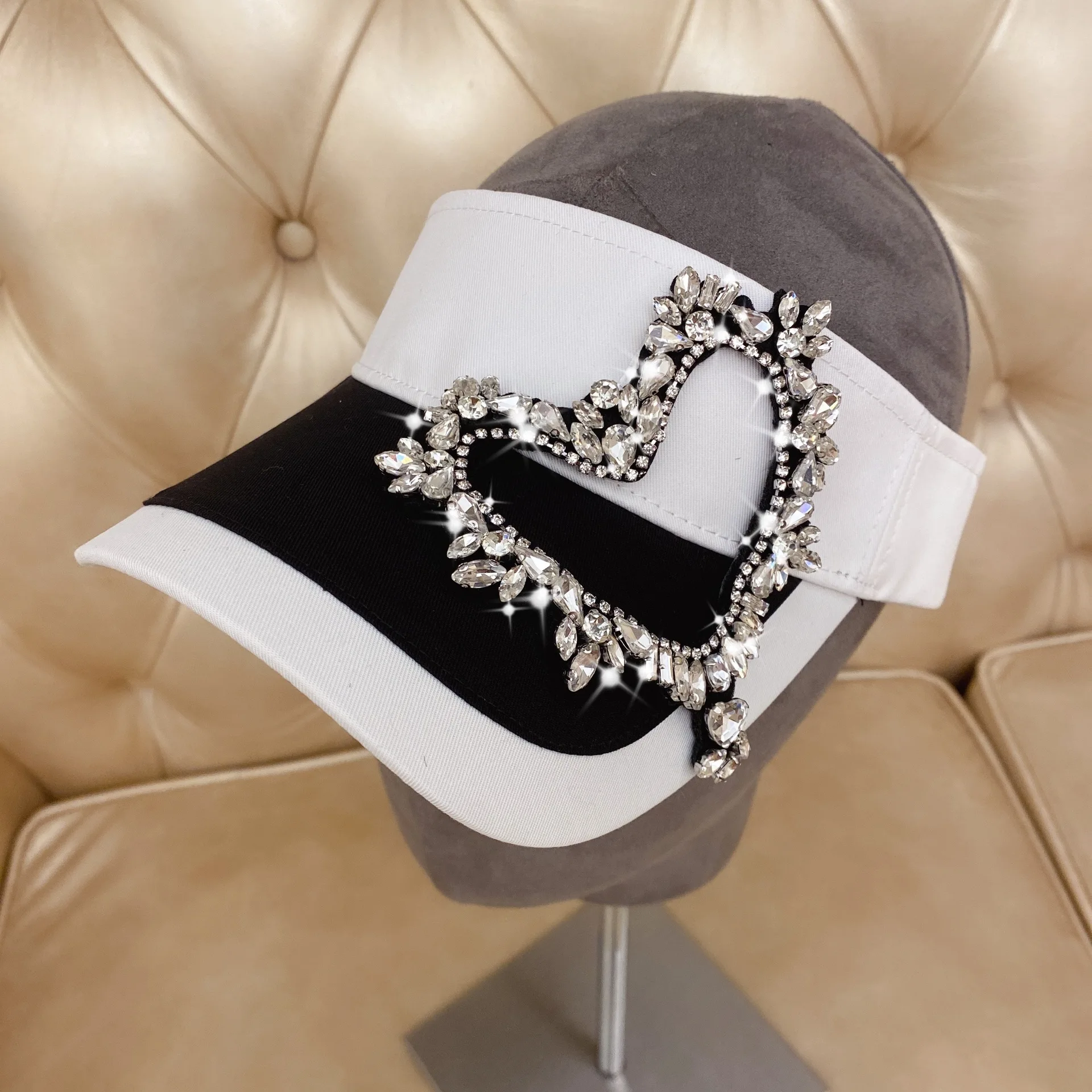 Summer New Product Super Flash Heavy Handmade Rhinestone Love Fashion Empty Top Hat Outdoor Travel Leisure Sun hat Travel Sunscr