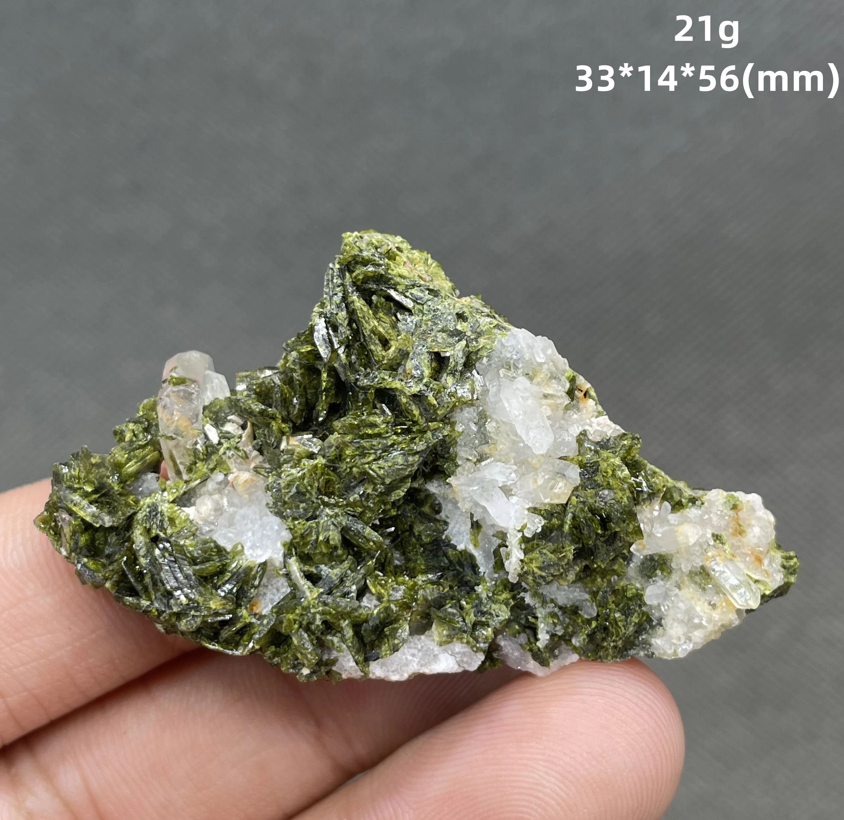 Rare! 100% Natural Epidote and Crystal Symbiotic Mineral Specimens Stone and Crystal Quartz Crystals