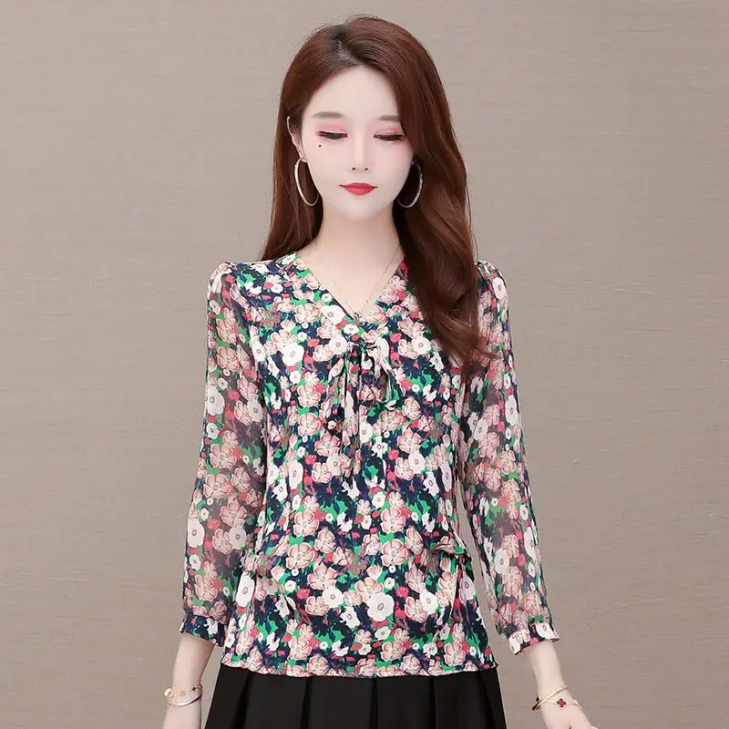 เสื้อชีฟองลายดอกไม้ผู้หญิงสไตล์ฤดูใบไม้ผลิใหม่ Elegant Motherly Chic และ Elegant Top