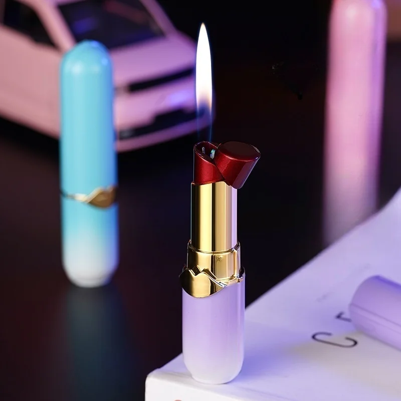 Fun Lipstick Shaped Lighter, Mini Cute, Small and Delicate Carrying Women\'s Inflatable Lighter, Cigarette Accessories