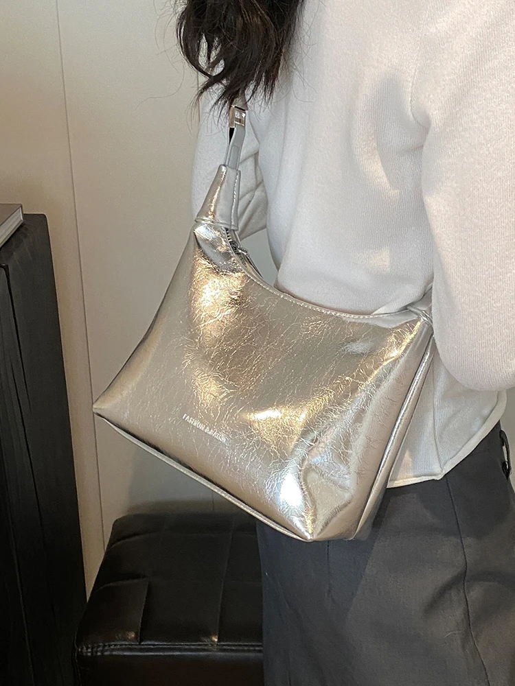 Solid Color Versatile Silver Handbags for Women 2024 New Trend Portable Square Pack Korean Summer Fashion Shoulder Crossbody Bag