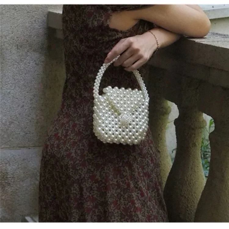 Fashion French Art Retro Chic Beaded Pearl Handbag Carrying Small Purse Women's Beaded Pearl Bags, Portable Small Change Wallets