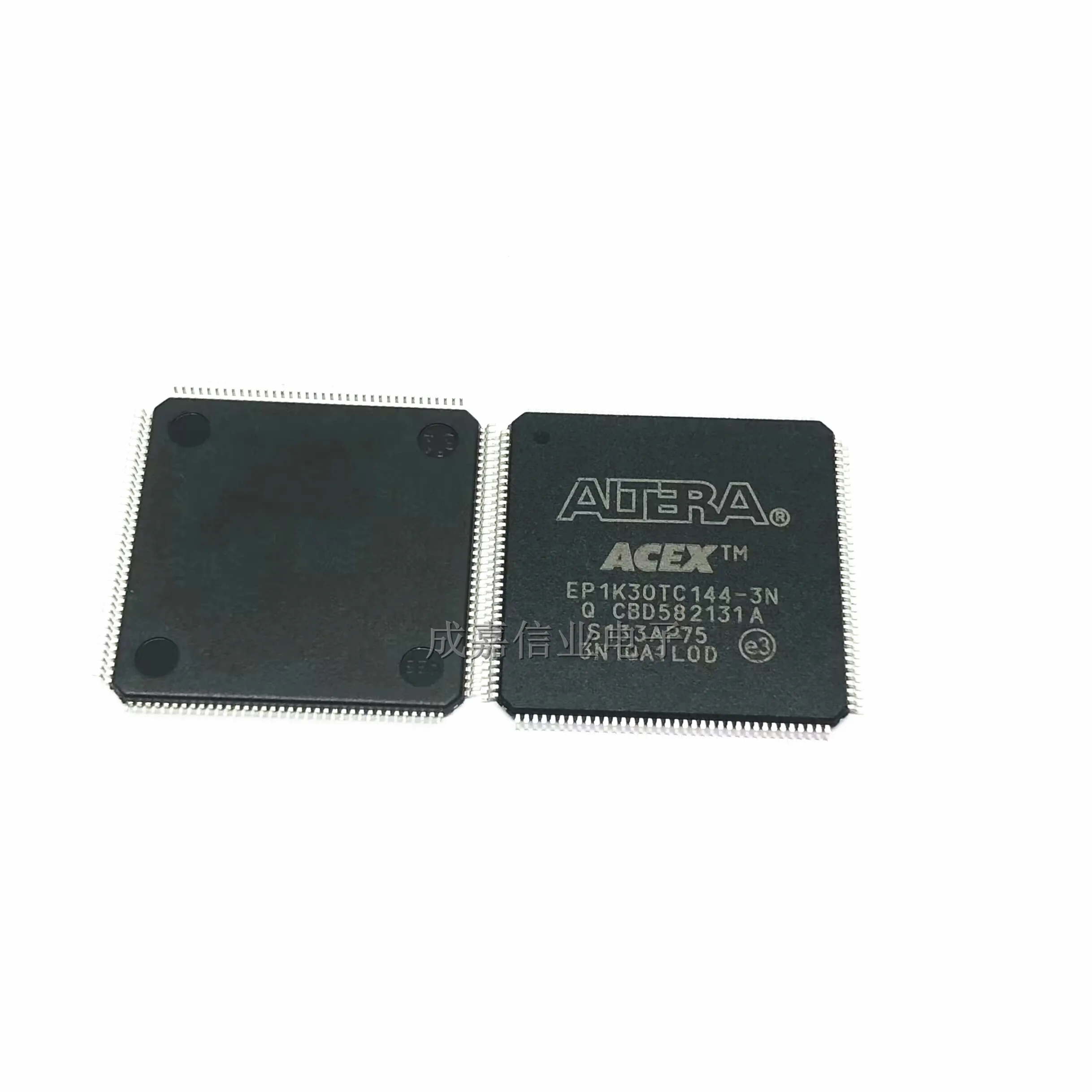 5pcs/Lot EP1K30TC144-3N TQFP-144 FPGA - Field Programmable Gate Array Logic ICs Operating Temperature:0 C -+ 70 C