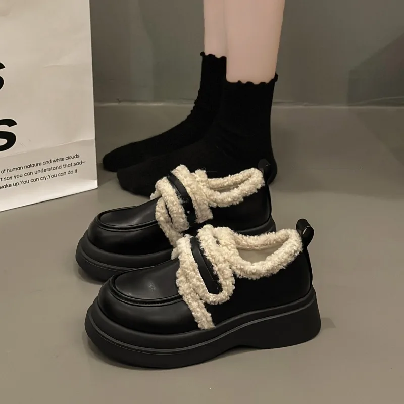 

Новинка 2024, милые массивные туфли принцессы, женские туфли-лодочки на платформе, лоферы в стиле ретро, зимняя теплая плюшевая обувь Женская Обувь