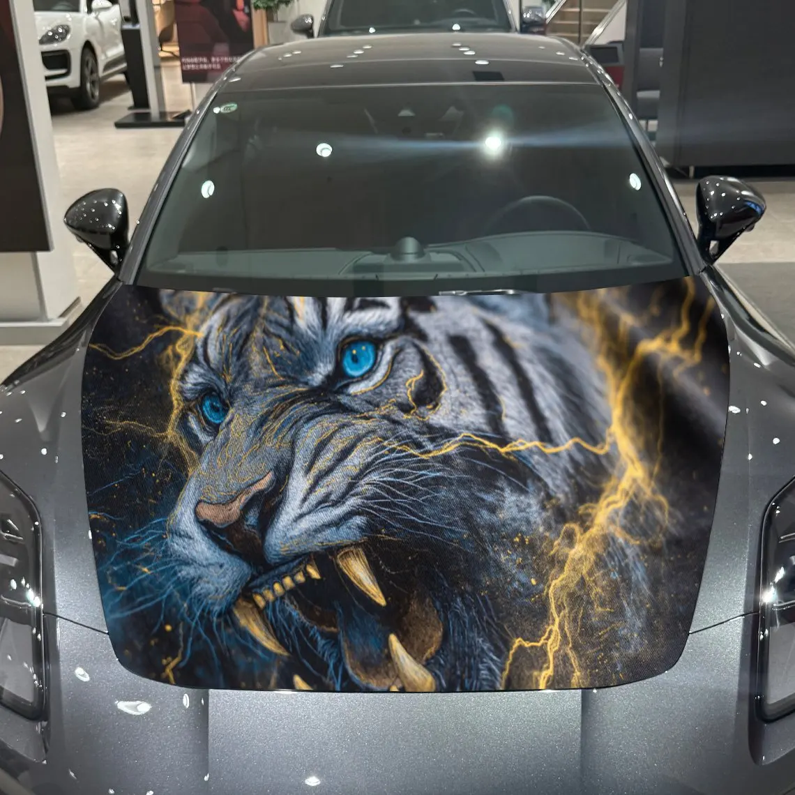 Golden Lightning Ti…