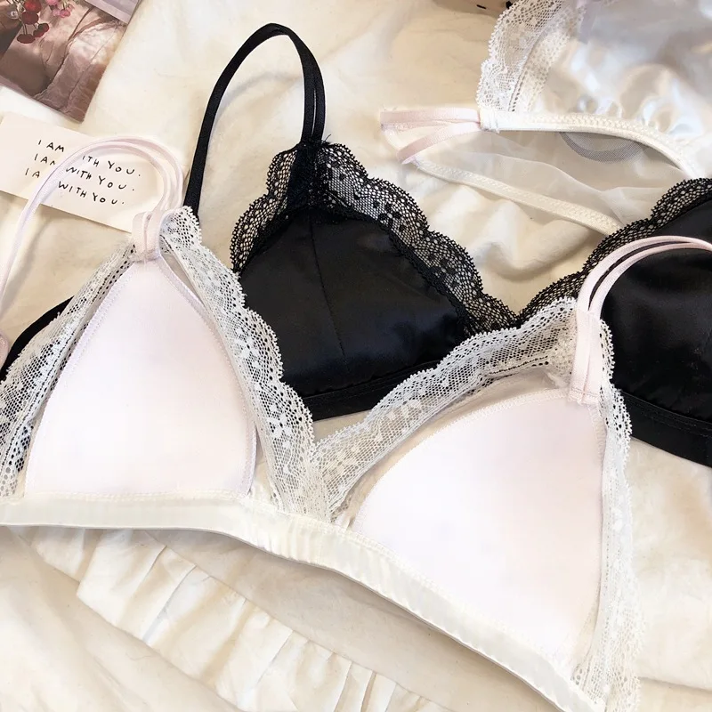 Sexy Silk Bra Sets Women Lace Lingerie Set No Steel Ring Triangle Cup Thin Bra and Thongs Lady Underwear Set Underwear Women Set