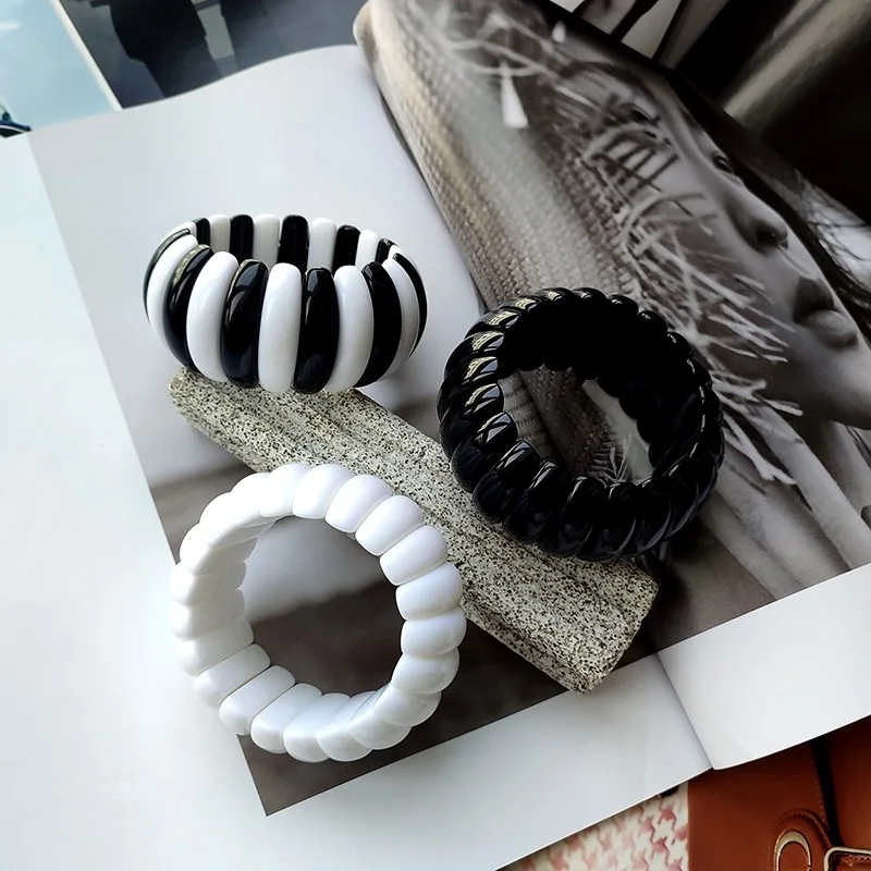 Fashion Resin Stone Pattern Plastic Acrylic Bangle Bracelet Light Luxury Black and White Elastic Bracel Summer Autumn Jewelry