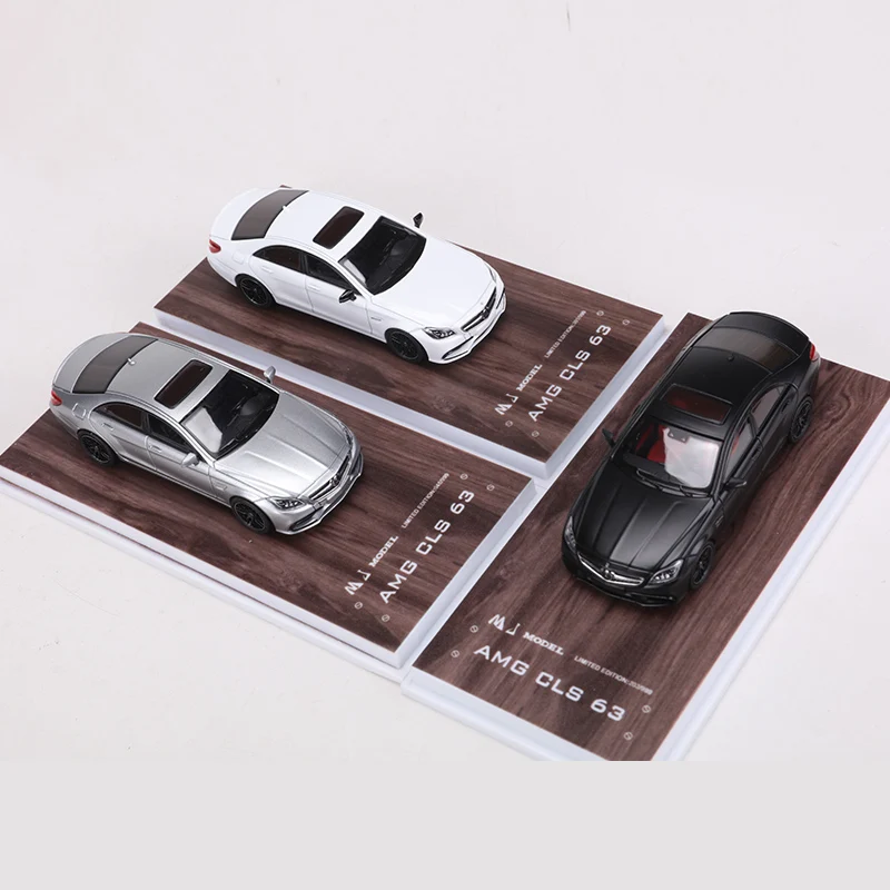 MJ 1:64 AMG CLS63 Travel Version And Sedan Version Alloy Model Car