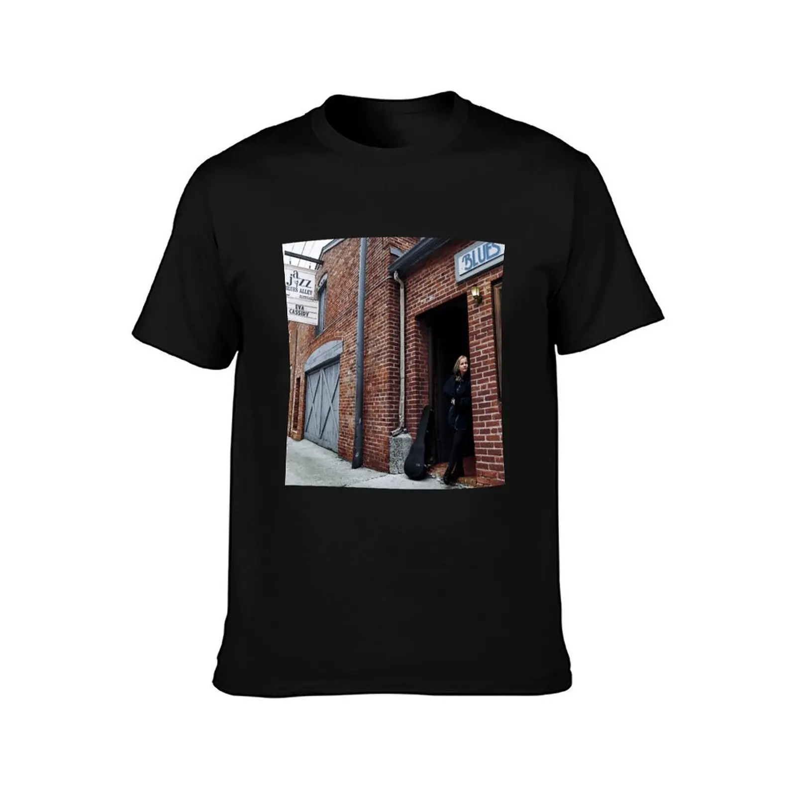 Live At Blues Alley T-Shirt, Summer Casual Cotton Tee, Oversized Streetwear Tops, Vintage Graphic Print, Loose Fit Short Sleeve