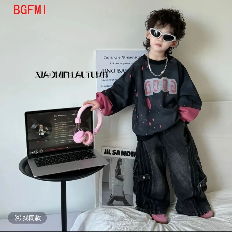 

Корейский весенне-осенний новый комплект детской одежды, детский лоскутный свитер с дырками для мальчиков, футболка + свободные джинсовые комбинезоны, комплекты из 2 предметов