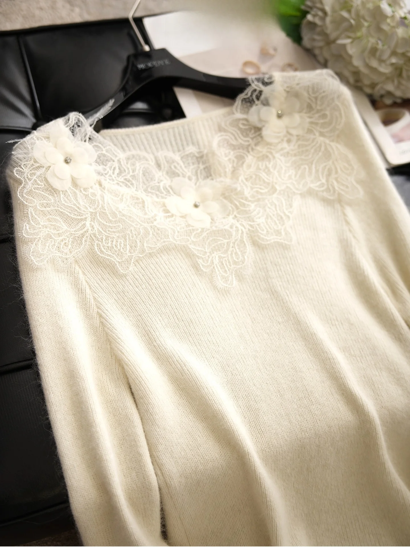 

Ele Romantic Fairy Sle Knitted Sweater White Embroidered Camere Hollow out Tassel Feather Lace Knitwear for Women