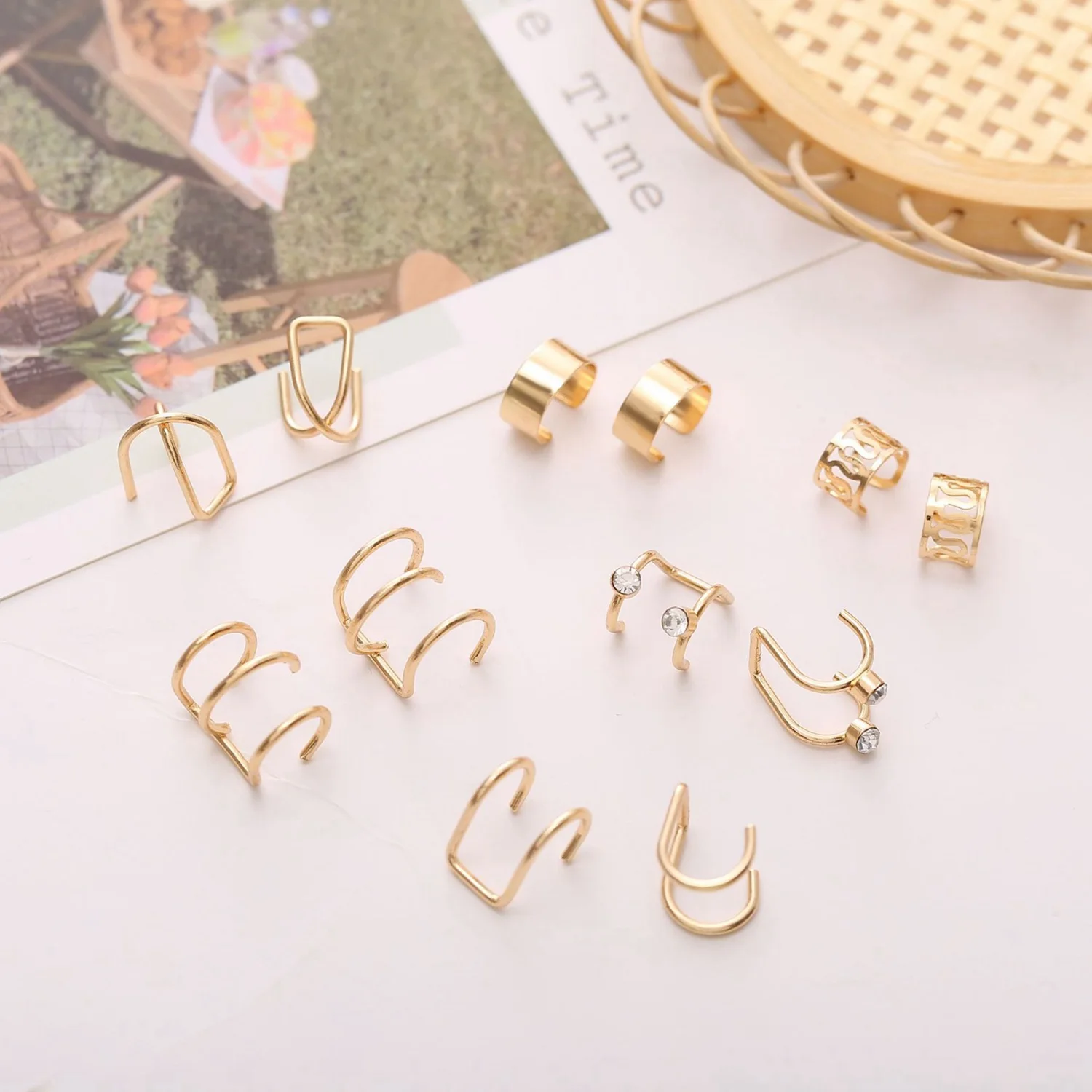 Trendy 12Pcs Ear Clip Set Creative Simple C-Shaped Letter Pierced Ear Clip for Women Geometric Jewelry Gift Silver Color
