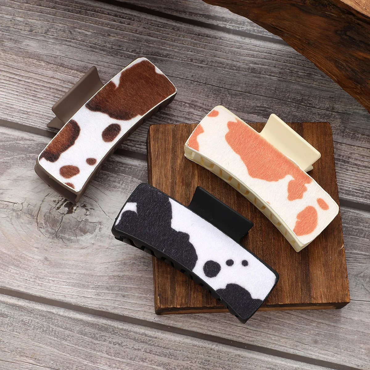 

Кожаная заколка для волос с принтом коровы в стиле вестерн - заколка с застежкой-когтями в фермерском доме для женщин