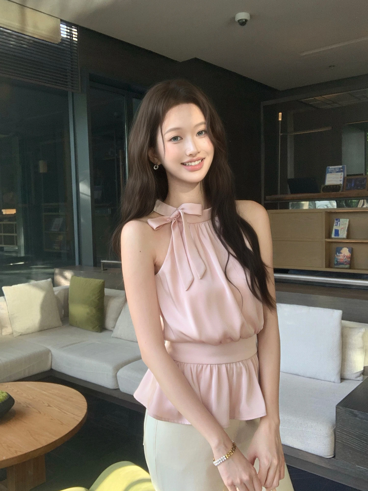 Pusumede Elegant  Knot Neck Top Women's Waist-Cinching Silk-Like Sleeveless Vest Outerwear Polyester Fiber