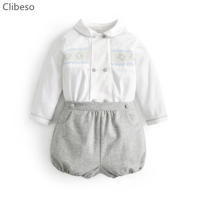 

2024 Spanish Baby Boys Clothes Set Children Hand Made Smocked White Shirts Peter Pan Collar Gray Shorts Toddler Smocking Outfits