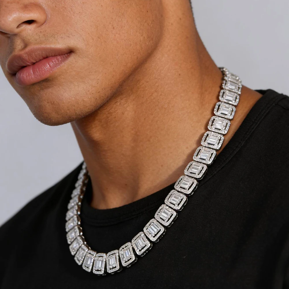 New listing rectangular hollow men's necklace fashion inlaid with ice crystal zircon hip-hop party men's necklace jewelry.