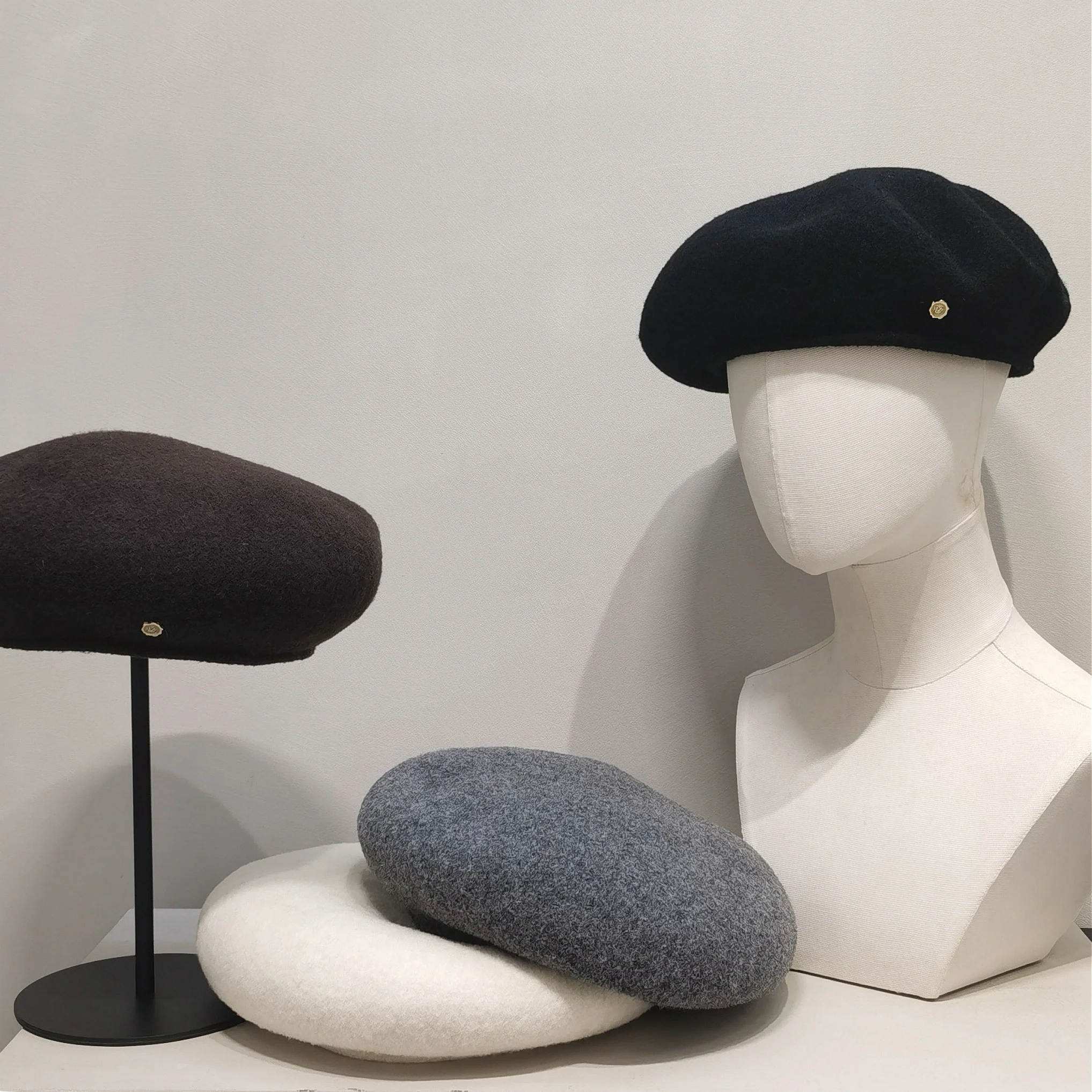 elegant-vintage-black-wool-beret-hat-warm-artist-style-autumn-winter-new-arrival-simple-japanese-light-board-wool-beret