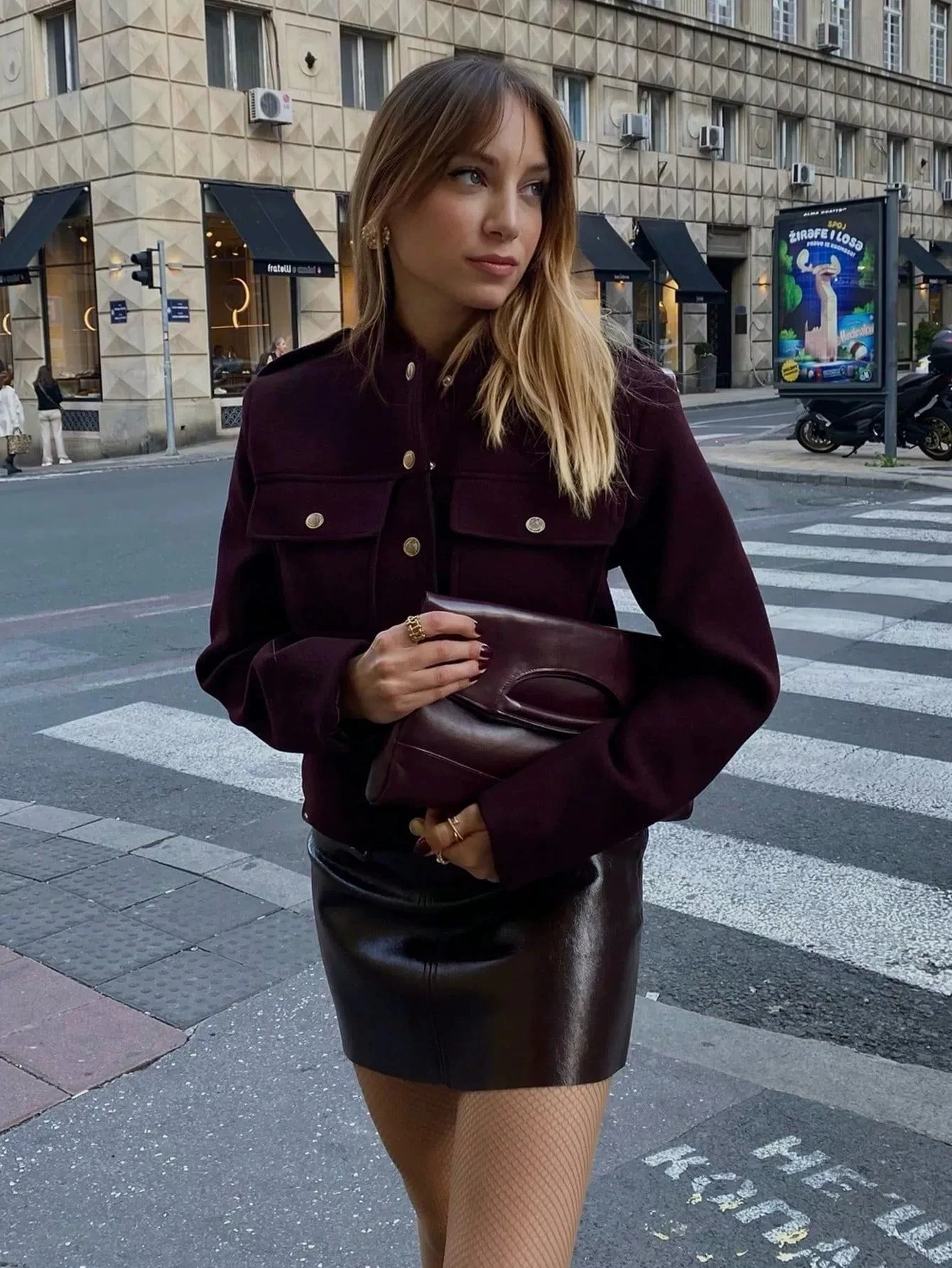 Primavera otoño moda cuello alto abrigo Casual Retro Chaqueta corta de un solo pecho 2025 nueva chaqueta delgada para mujer rompevientos para mujer