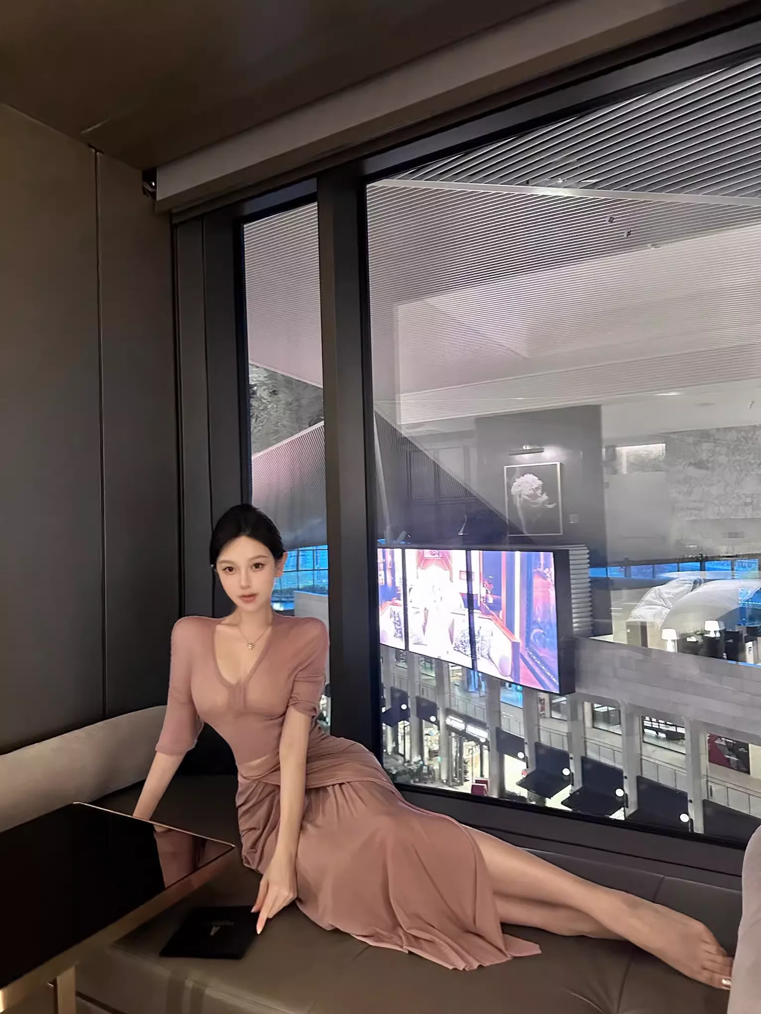 

Woppei вязаная сексуальная полубоди юбка комплект с ремешком женская модная внутренняя одежда асимметричный ансамбль с разрезами лето 2024