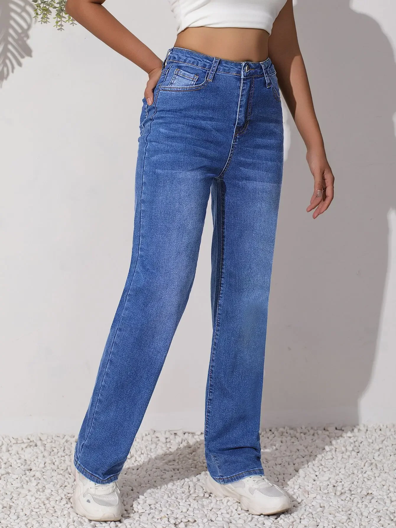 Trendy Y2k Jeans For Woman Blue Stretch Denim Pants Classic Straight Leg Comfort Fit Vintage Style Must Have Fashion