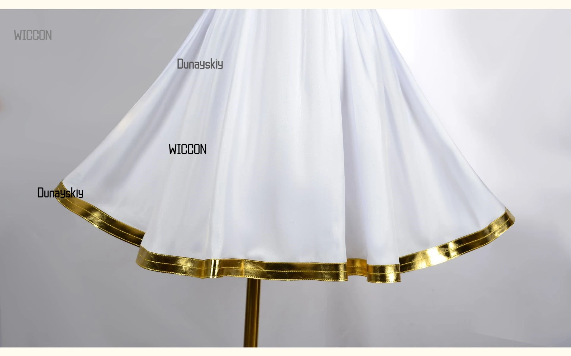 Frieren コスプレ衣装ウィッグアニメ Frieren Beyond Journey's End ハロウィンパーティー Charistmas 女性ガールカスタマイズ