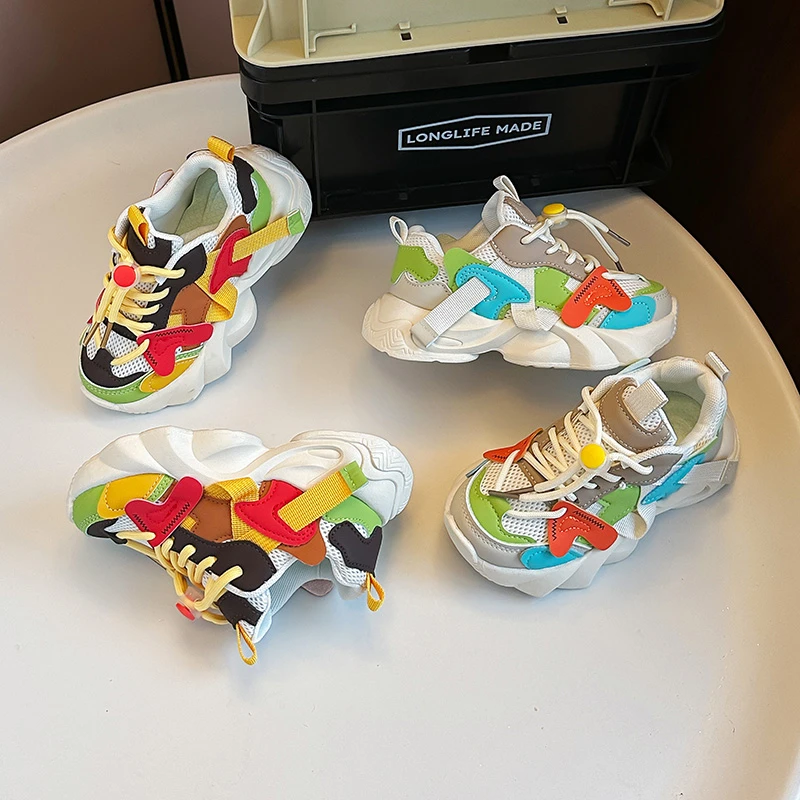 

Красочные модные дышащие кроссовки из сетки для мальчиков и девочек, спортивная обувь, подходящая для всех сезонов