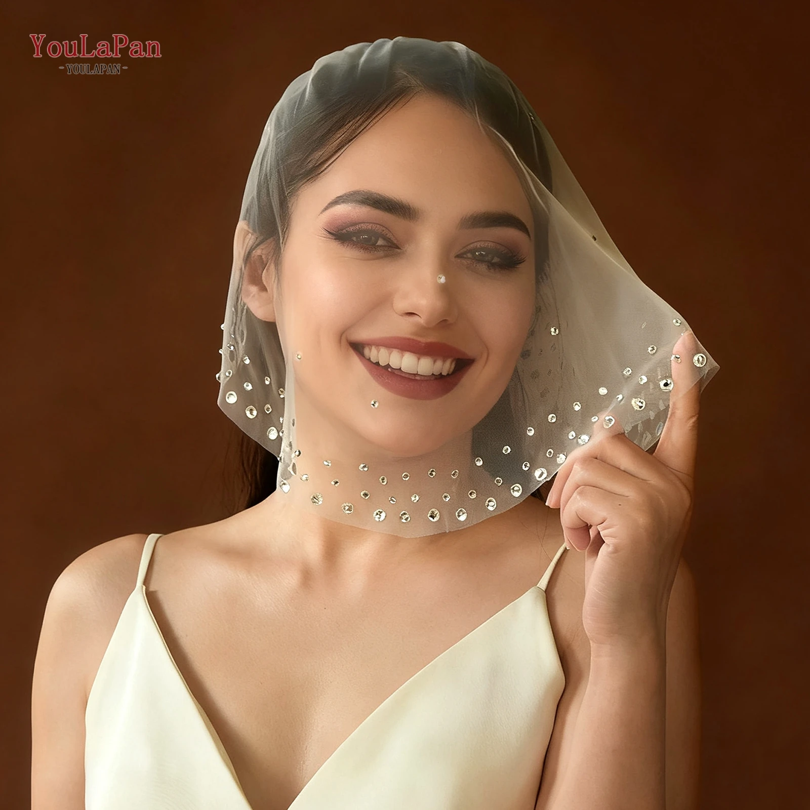 Youlapan Ma06 حجر الراين الزفاف أحمر الخدود الحجاب بلينغ بلينغ اكسسوارات الزفاف الزفاف مع مشط الشعر أحمر الخدود الحجاب للتخصيص