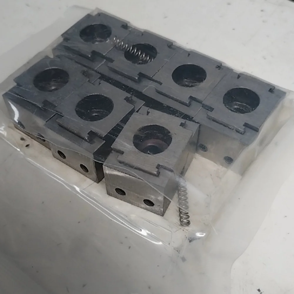Werkstatt CNC-Zubehör Seitenbefestigungsklemmblock M6 M8 M10 M12 M14 M16 M20 Stahl Ok Spannfutter Pressmaschinen-Schraubstock Pneumatisches Werkzeug – Detail 21