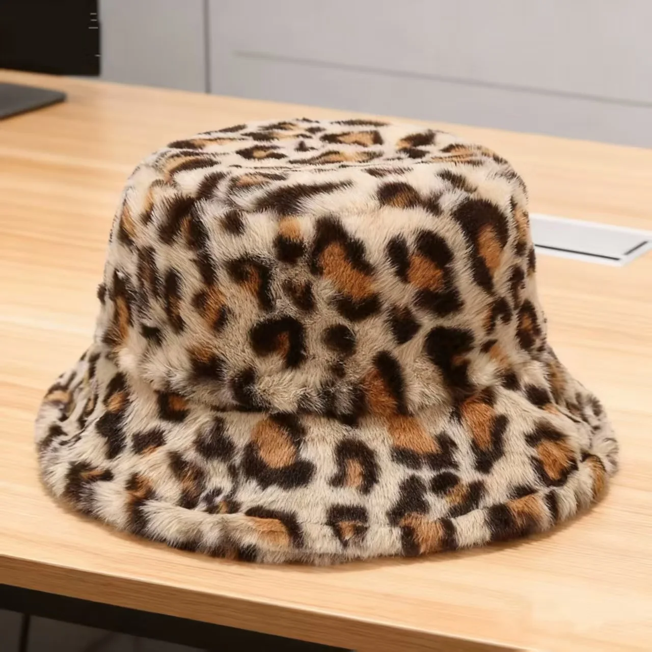 Popular Leopard Print Winter Bucket Hat For Women Thick Soft Warm Fashion Fisherman Cap Men Outdoor Bonnets Cheap Dropship Gift