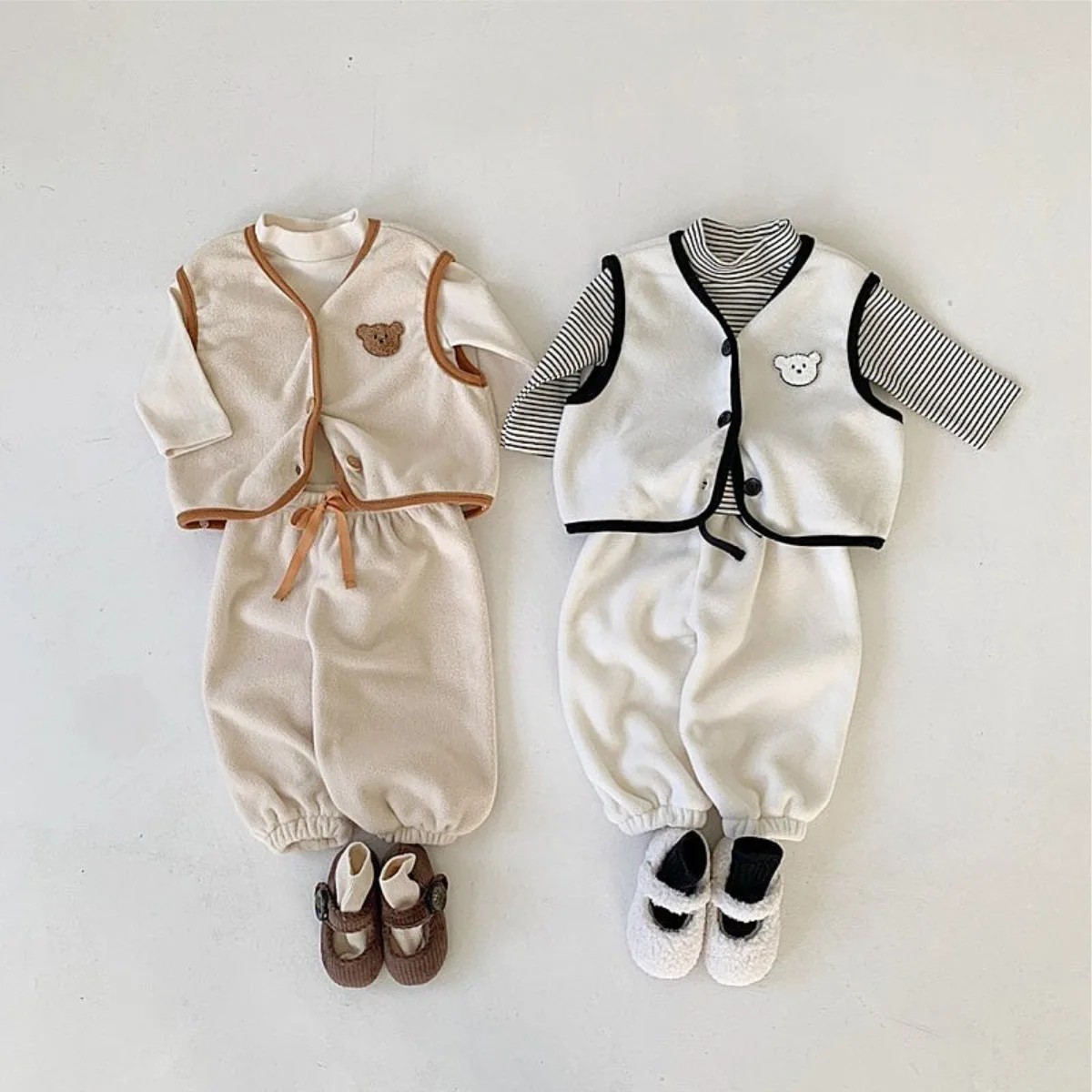 2025 شتاء جديد طفل أكمام الملابس مجموعة الفتيان الفتيات لطيف الدب سترة سترة السراويل 2 قطعة دعوى الرضع الصوف الدافئة وتتسابق