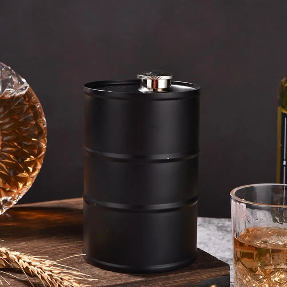 Convenient Stainless Steel Flagon Portable Food Grade Oil Drum Camping Oil Barrel Wine Jug