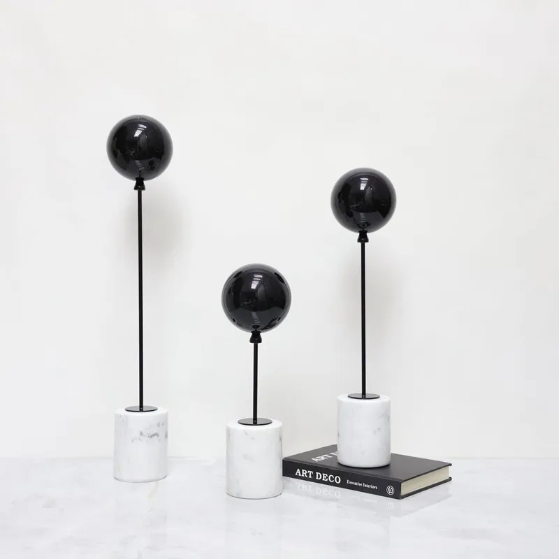 Minimalist Balloon Art Sculpture, Natural Marble Base, Tabletop Ornaments, Metal Balloon Sculpture, Room Aesthetic Decoration