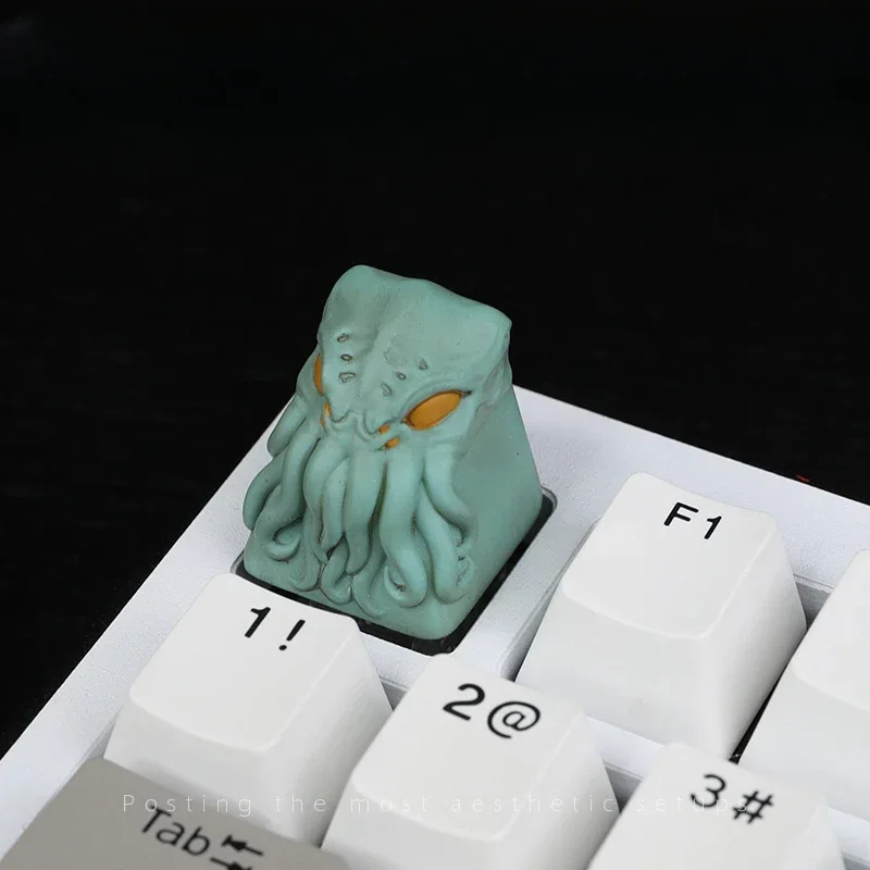 Three-dimensional keycap creative 3D embossed cross personalized resin monomer customized mechanical keycap